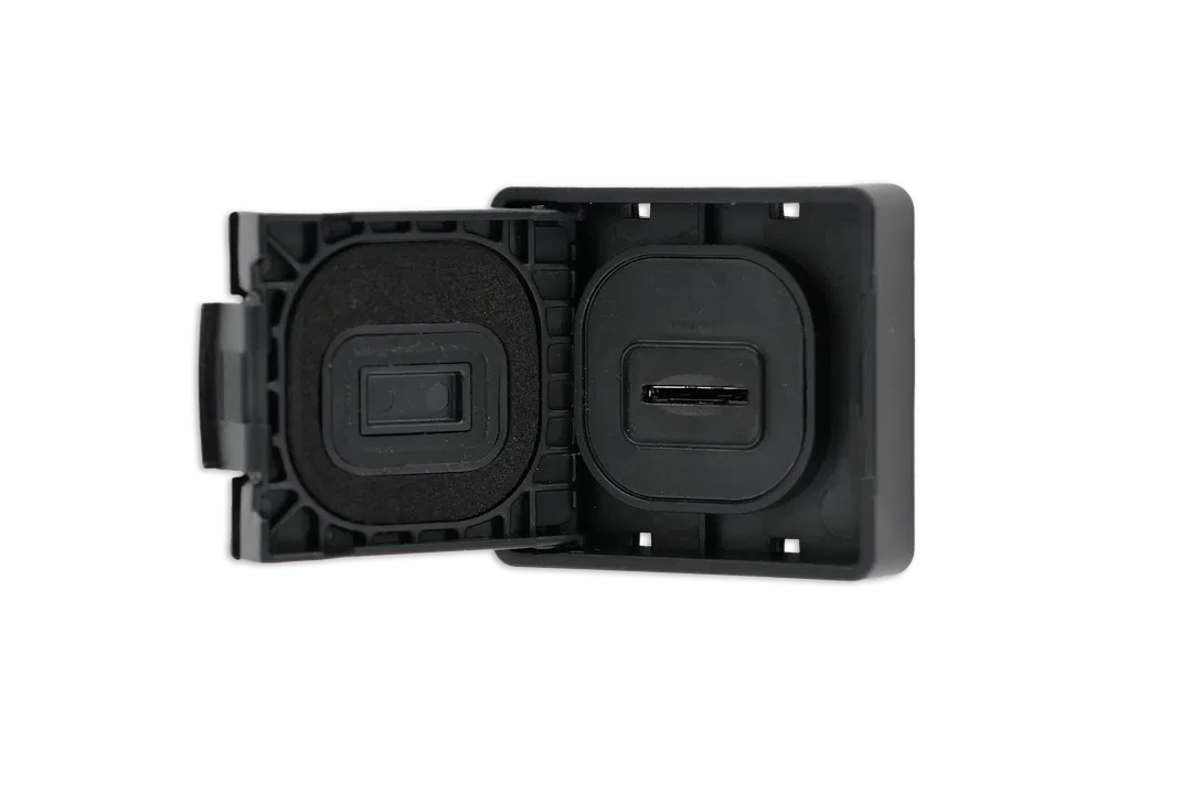 A80585 – RAYMARINE SD Card Reader, MicroSD Remote Card Reader For Axiom Displays 5 Volt DC 0.25 Ampe - view 3